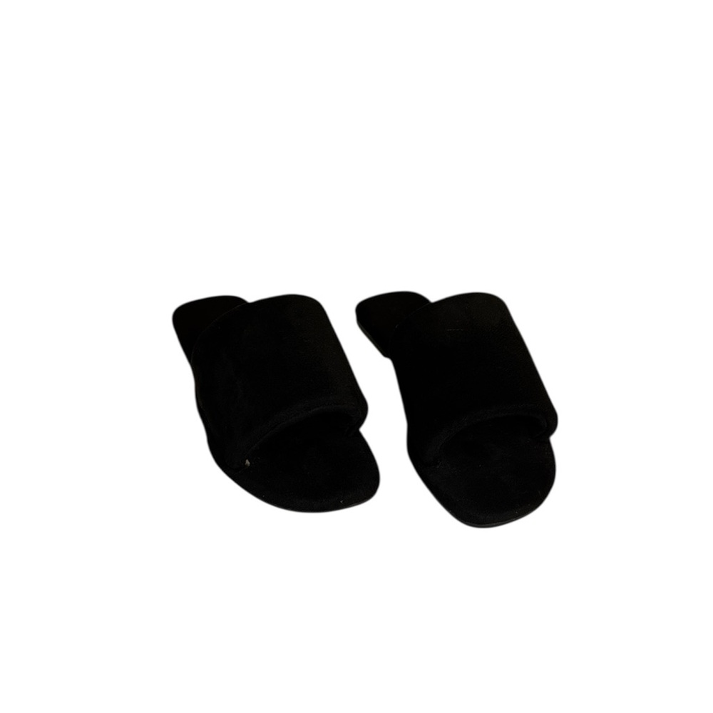 Qupid Women’s Black Stretch Suede Slip on Sandals
Size - 6